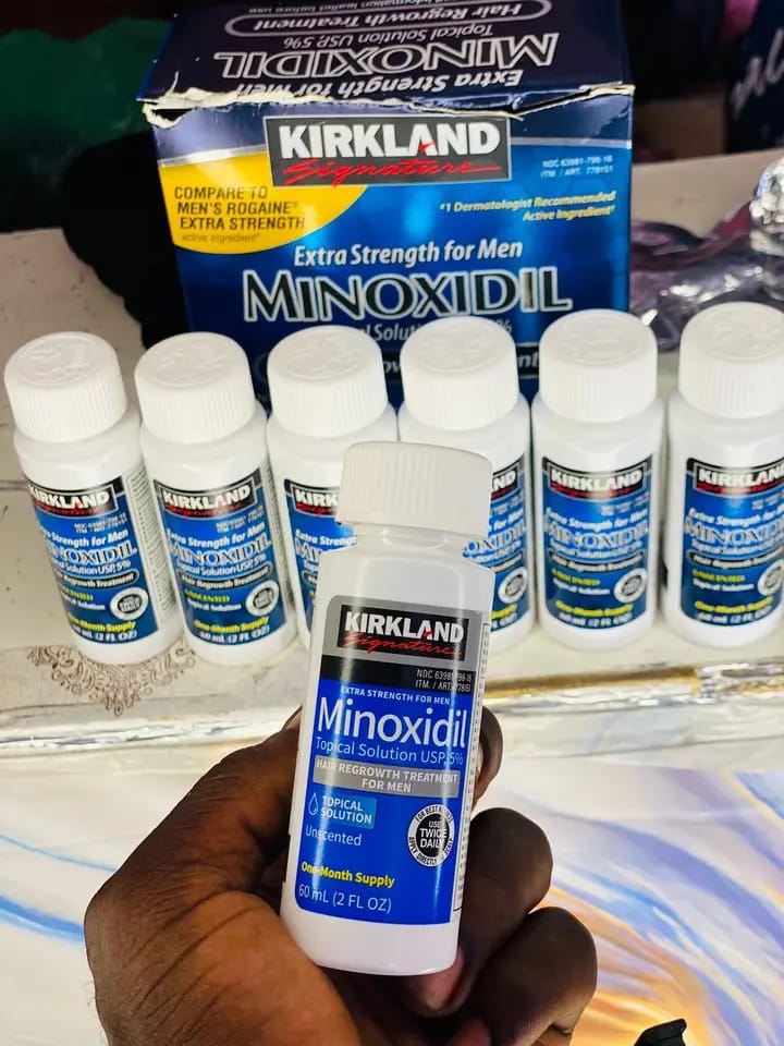 Minoxidil Kirkland 5% — caixa com frascos originais